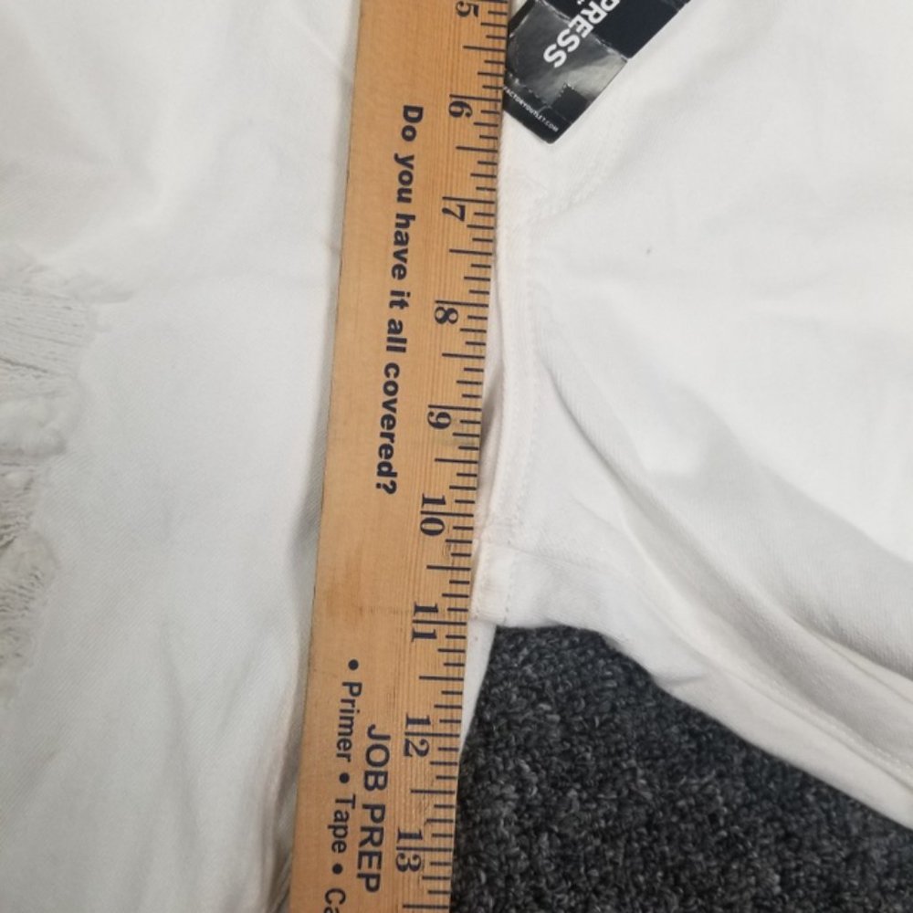 EXPRESS Mid-Rise White Distressed Destroyed Legging Jeans Size 14 not with tags - Picture 11 of 12